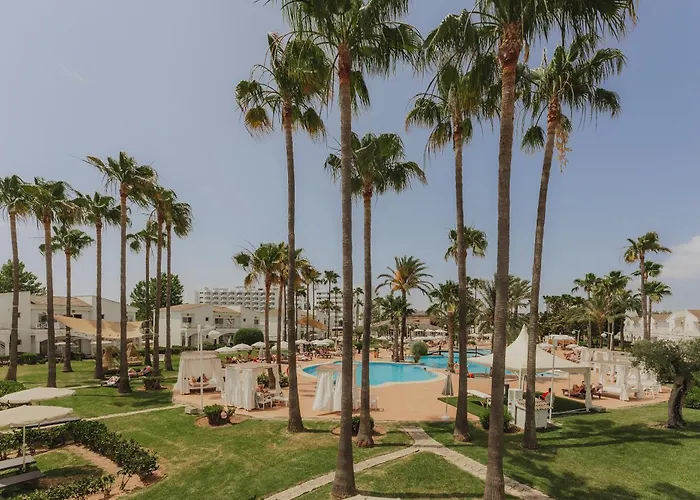 Garden Saladina - Adults Only